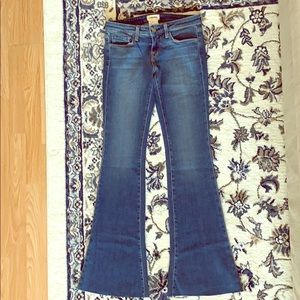 L’AGENCE Low-rise Flare Jean